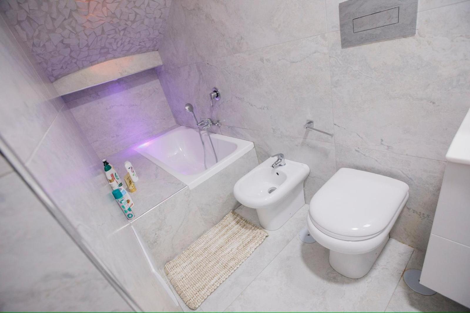 B&B Le Stanze Di Aurora Naples Luaran gambar