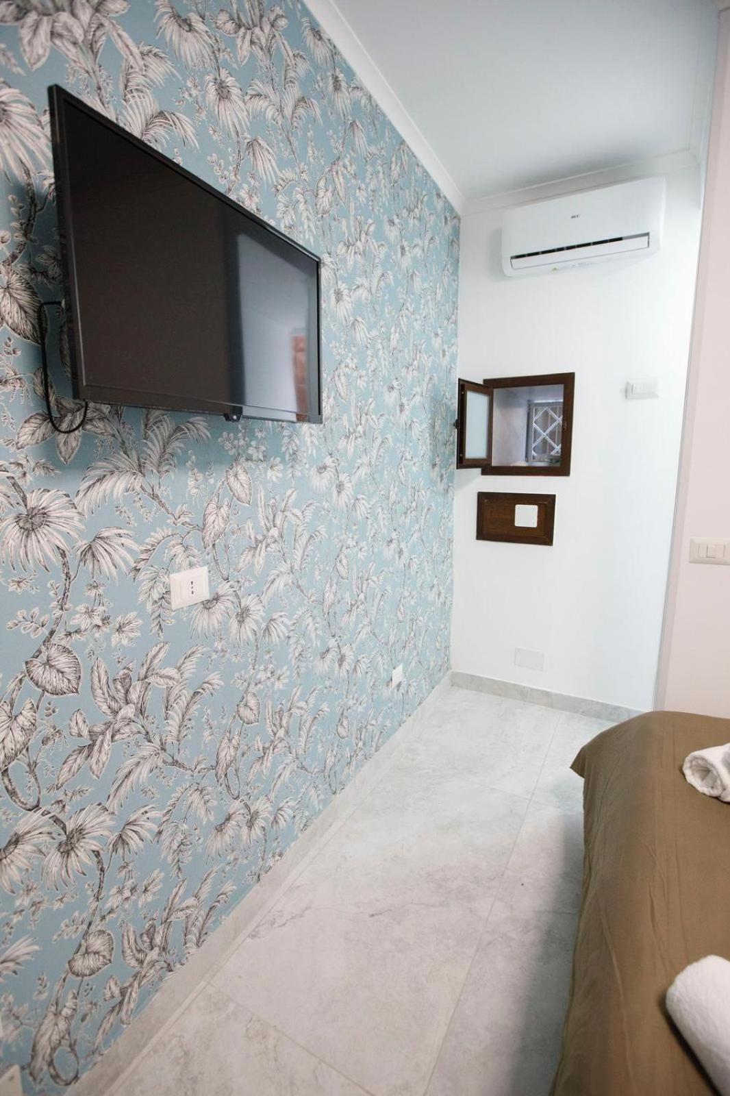 B&B Le Stanze Di Aurora Naples Luaran gambar