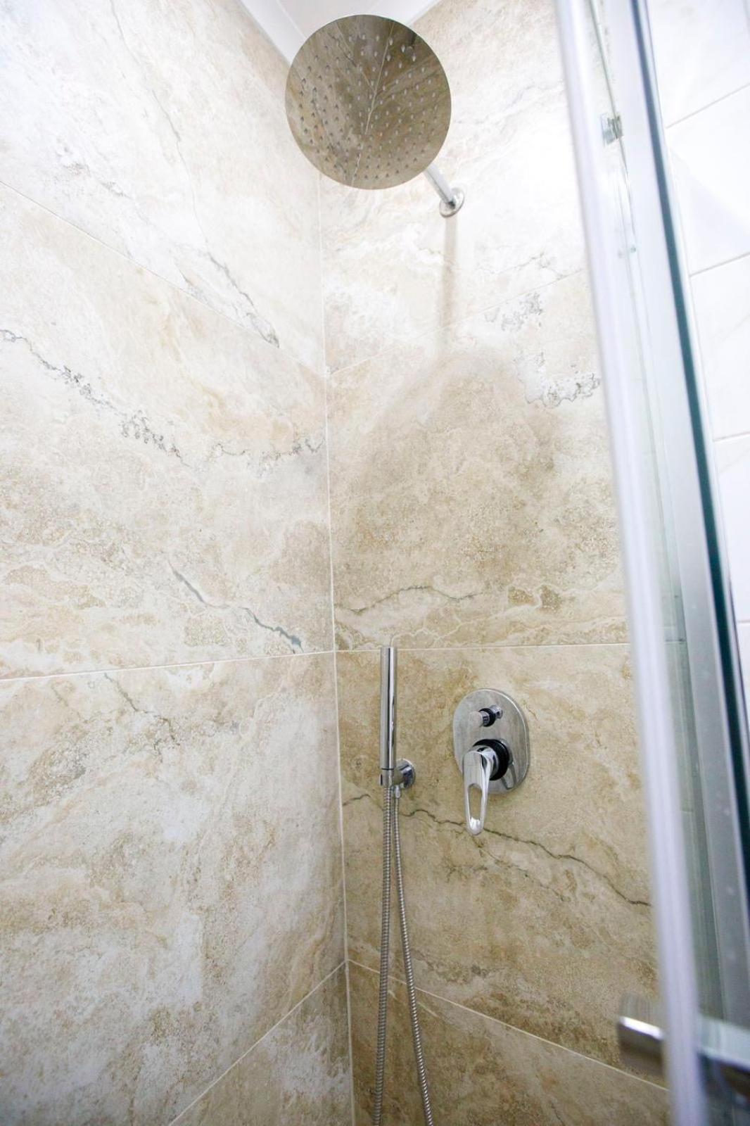 B&B Le Stanze Di Aurora Naples Luaran gambar